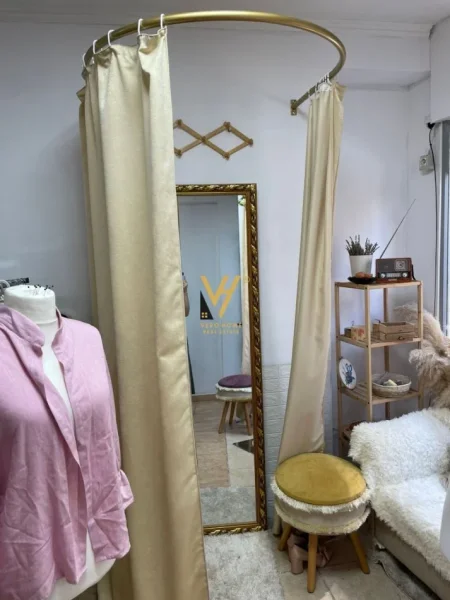 Tirane, shitet biznesi atelie Kati 0, 37 m² 3.000 Euro (BRRYLI)