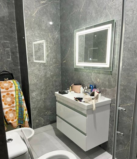 JEPET ME QIRA : Apartament 2+1+ 2/Kompleksi MOLLA/ASTIR