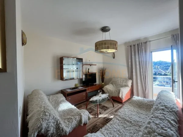 Durres, jepet me qera apartament 2+1 Kati 11, 175 m² 500 € 