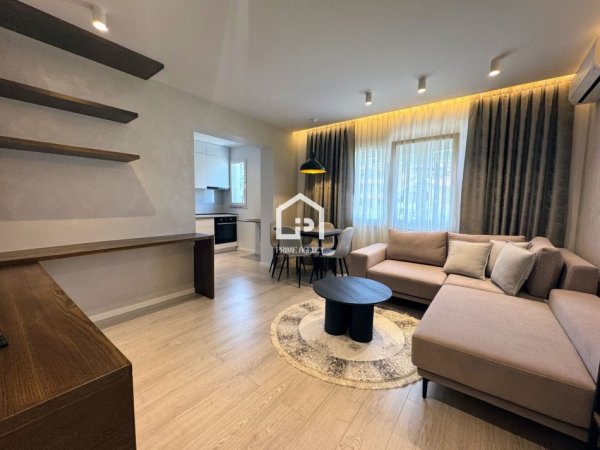 SHITET: APARTAMENT 1+1/PERBALLE SPITALIT AMERIKAN 3