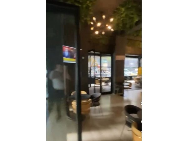 Tirane, shitet lokal Kati 0, 118 m² 280.000 € (Yzberisht)