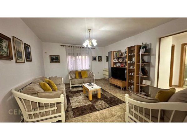 Tirane, shitet apartament 2+1 Kati 6, 99 m² 150.000 € (prane Brrylit)