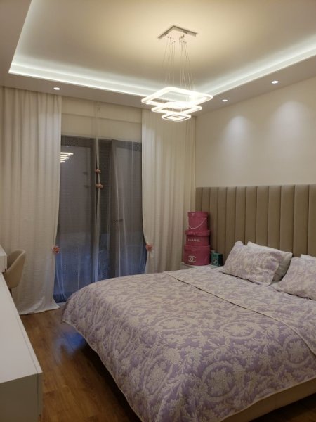 Tirane, shitet apartament 2+1+Ballkon Kati 1, 119 m² 250.000 € (Astir)