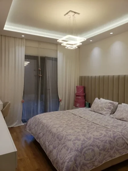 Tirane, shitet apartament 2+1+Ballkon Kati 1, 119 m² 250.000 € (Astir)