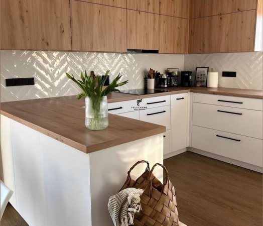 Tirane, jepet me qera apartament 1+1+Ballkon Kati 2, 65 m² 350 € (RRUGA E DIBRES)