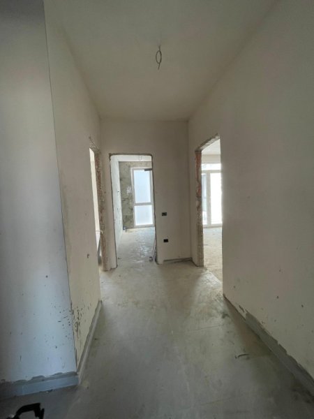 Tirane, shitet apartament 2+1 Kati 3, 229.400 € 