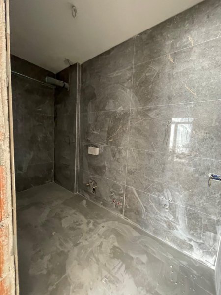 Tirane, shitet apartament 2+1 Kati 3, 229.400 € 
