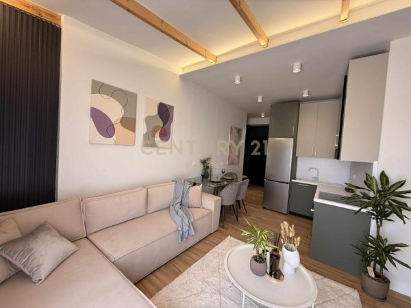 Tirane, jepet me qera apartament 1+1 Kati 9, 75 m² 119.500 € (ASTIR)