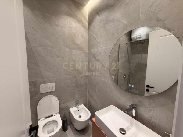 Tirane, jepet me qera apartament 1+1 Kati 9, 75 m² 119.500 € (ASTIR)