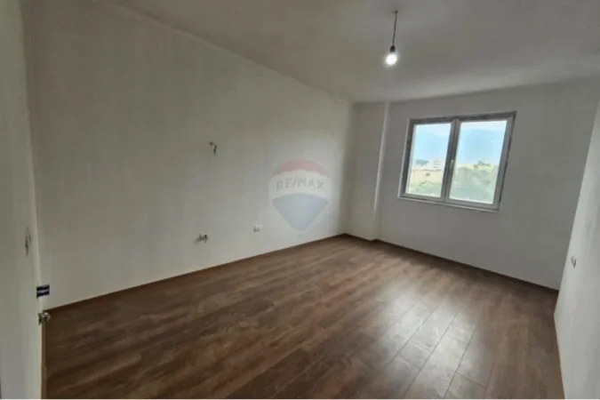 shitet apartament 1+1 132.000 € (mbrapa drejtorise se higjenes)