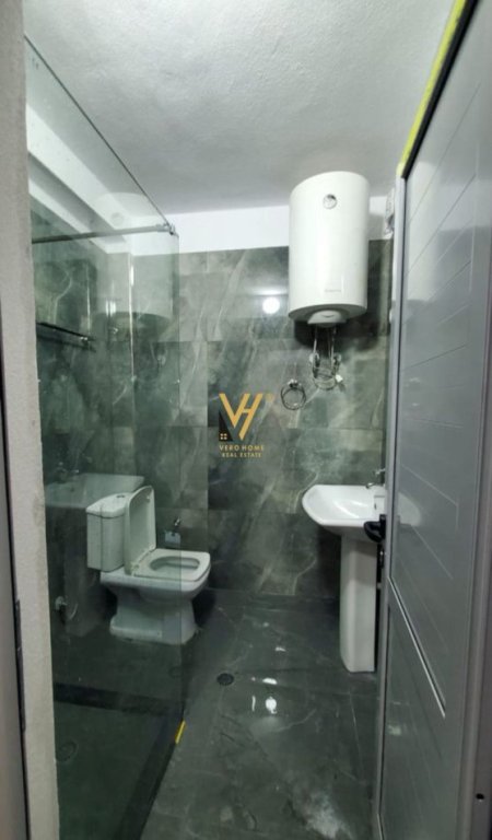 Tirane, jepet me qera apartament 1+1+Ballkon Kati 1, 75 m² 550 € (DON BOSKO)