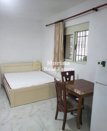 Tirane, jepet me qera garsonier Kati 1, 40 m² 320 € (Rruga Elbasanit)