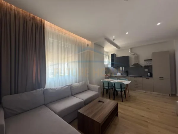 Tirane, shitet apartament 1+1 , 219 m² 39.600.000 € 