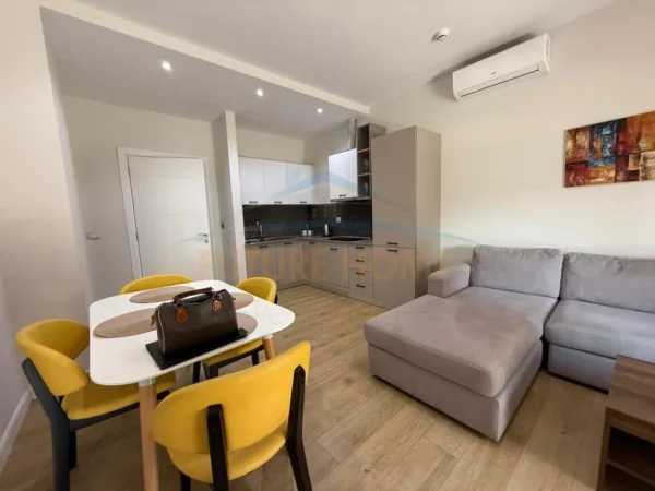 Tirane, shitet apartament 1+1 , 219 m² 39.600.000 € 