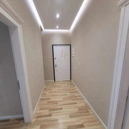 Tirane, shitet apartament 2+1+Ballkon Kati 5, 110 m² 286.000 € (Square 21)