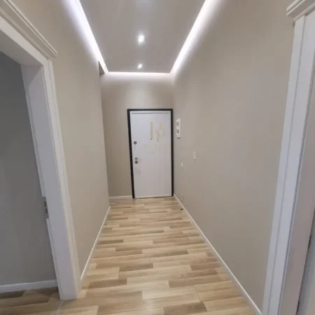 Tirane, shitet apartament 2+1+Ballkon Kati 5, 110 m² 286.000 € (Square 21)