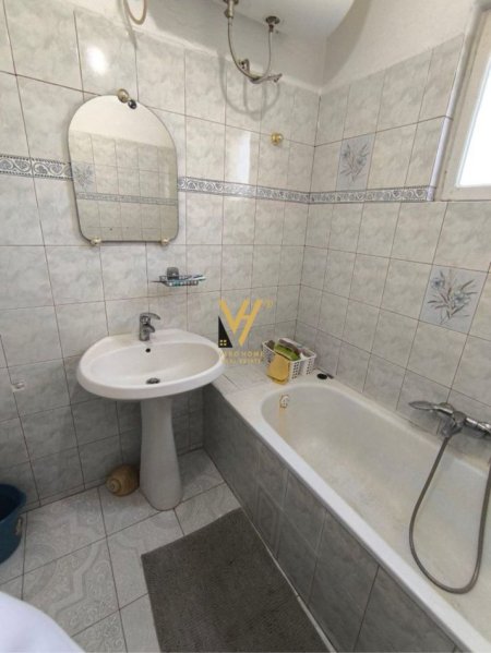 Tirane, jepet me qera shtepi 1+1+Ballkon Kati 0, 70 m² 420 € (DON BOSKO)