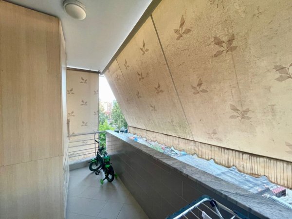 Tirane, jepet me qera apartament 2+1+Aneks+Ballkon Kati 3, 105 m² 850 € (Don Bosko)