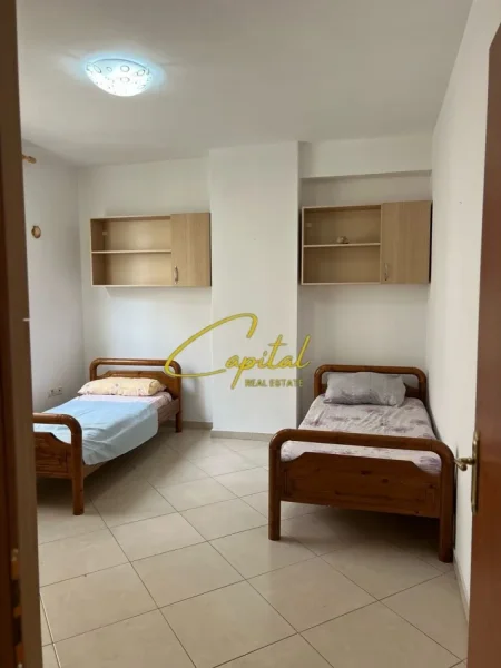 Tirane, jepet me qera apartament 2+1 Kati 3, 80 m² 500 € (ASTIR)