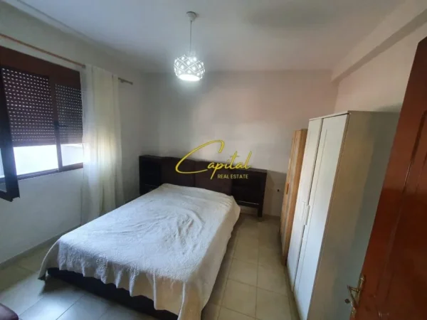 Tirane, jepet me qera apartament 1+1 Kati 2, 60 m² 450 € (SELITE)
