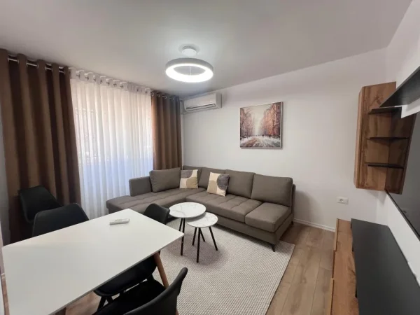 Tirane, shitet apartament 1+1 Kati 1, 57 m² 120.000 € 