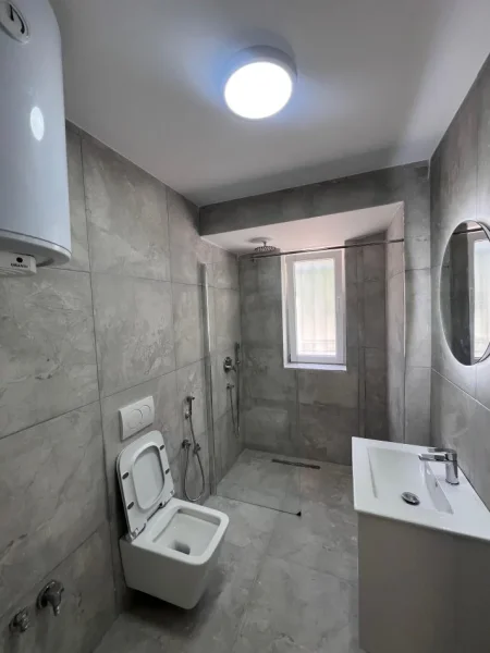 Tirane, shitet apartament 1+1 Kati 1, 57 m² 120.000 € 