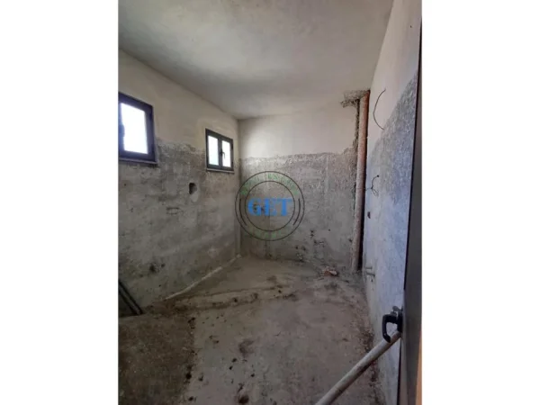 Shqiperi, shitet shtepi 3 Katshe , 320 m² 130.000 € 