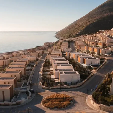 Vlore, shitet Vile 3+1+Ballkon Kati 2, 182 m² 2.100.000 € (Palase)