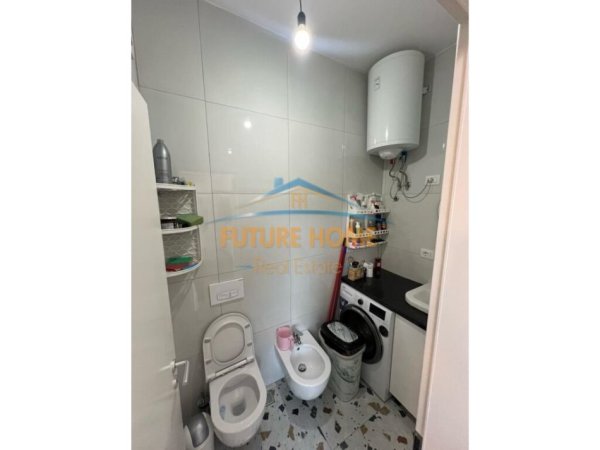 Tirane, jepet me qera apartament 1+1 Kati 3, 57 m² 380 € (Kompleksi Mangalem)