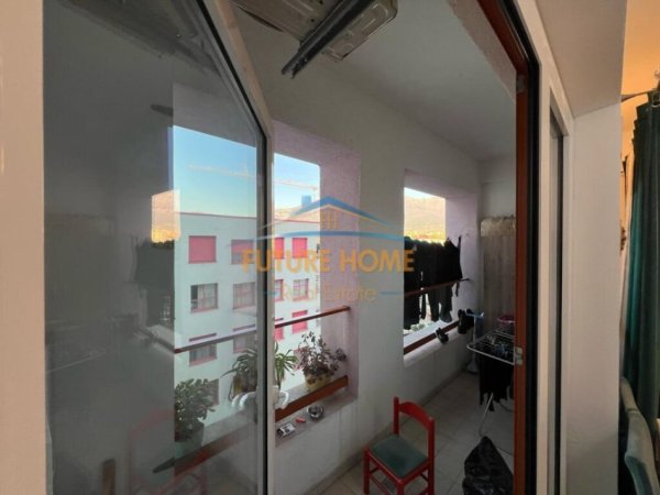 Tirane, jepet me qera apartament 1+1 Kati 3, 57 m² 380 € (Kompleksi Mangalem)