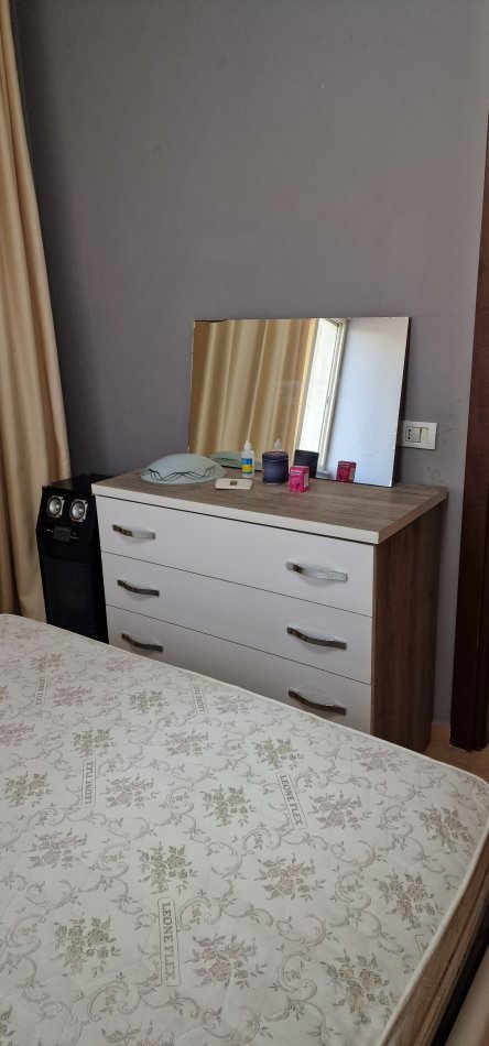 Tirane, jepet me qera apartament 1+1 Kati 5, 1 m² 