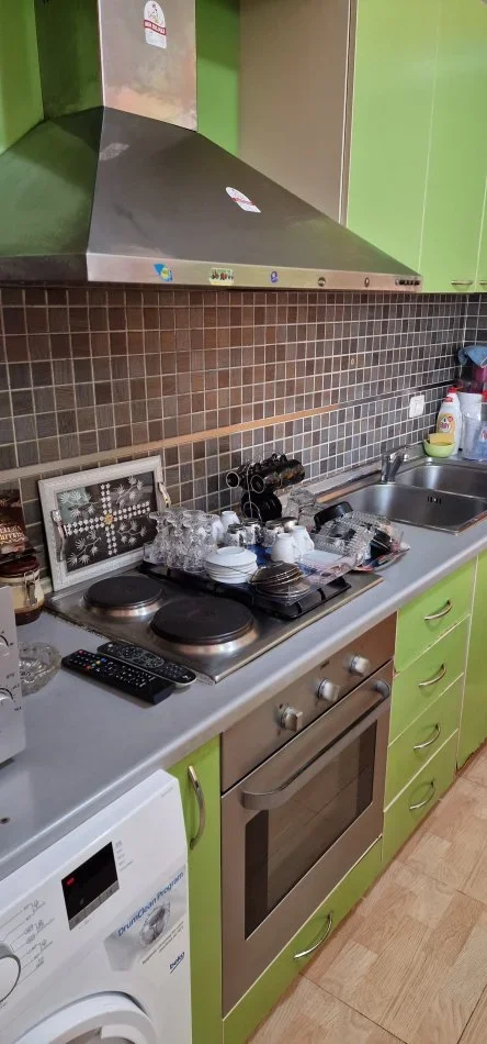 Tirane, jepet me qera apartament 1+1 Kati 5, 1 m² 
