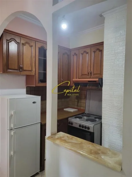 Tirane, jepet me qera apartament 2+1 Kati 5, 450 m² 450 € (ASTIR)