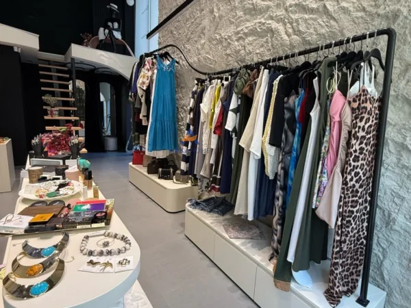 Tirane, shitet biznesi Kati 0, 40 m² (MYSLYM SHYRI)