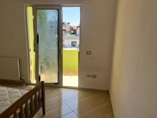 Tirane, jepet me qera Vile 2+1 Kati 3, 110 m² 500 € (rruga SELAUDIN ZORBA)