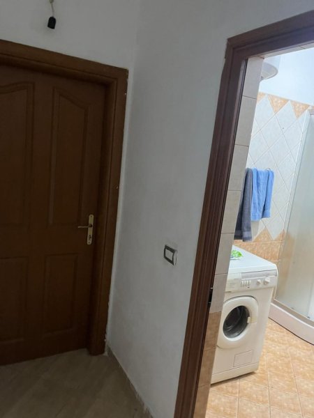Tirane, jepet me qera Vile 2+1 Kati 3, 110 m² 500 € (rruga SELAUDIN ZORBA)