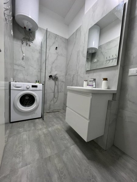 Tirane, jepet me qera apartament 1+1+Ballkon , 61 m² 630 € 
