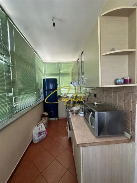 Tirane, shitet apartament 2+1 Kati 3, 117 m² 220.000 € (RRUGA E KAVAJES)