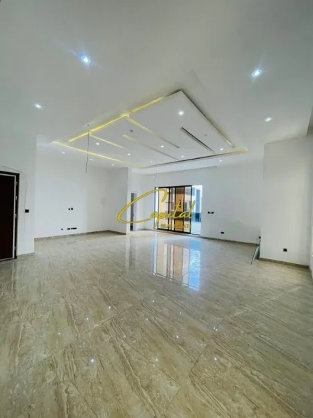 Tirane, jepet me qera ambjent biznesi Kati 1, 120 m² 1.000 € (ASTIR)