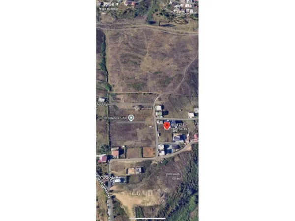 Tirane, shitet toke , 866 m² 259.000 € (Farke, perballe Siar Residence.)