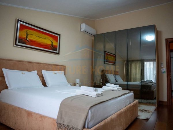 Tirane, shitet apartament+verande | Penthouse 3+1 Kati 5, 420 m² (Kodra e Diellit, Eleonora, Tirane)