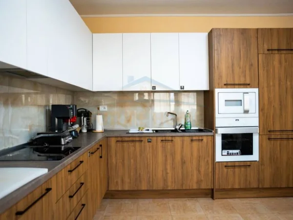 Tirane, shitet apartament+verande | Penthouse 3+1 Kati 5, 420 m² (Kodra e Diellit, Eleonora, Tirane)