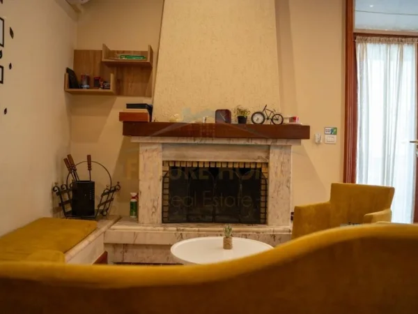 Tirane, shitet apartament+verande | Penthouse 3+1 Kati 5, 420 m² (Kodra e Diellit, Eleonora, Tirane)