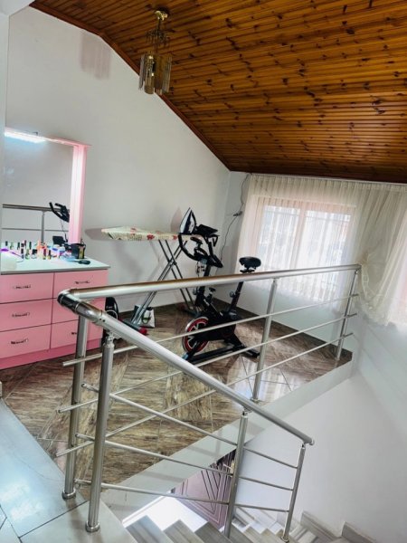 Shitet shtëpi private, lagjia Skënderbeg, Lezhë
