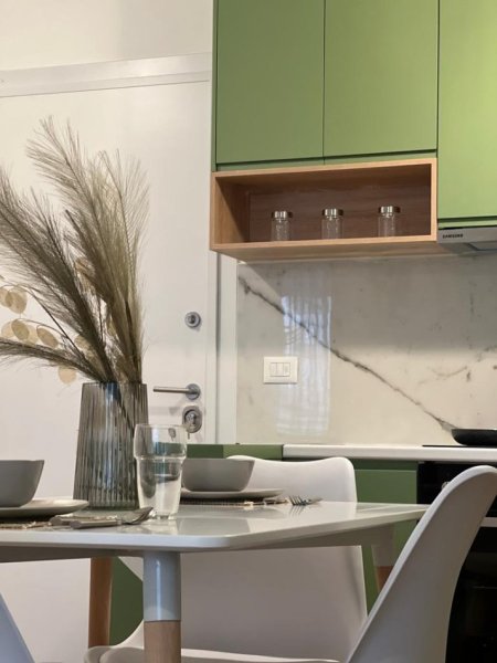 Tirane, jepet me qera apartament 1+1+Ballkon Kati 4, 61 m² 630 € (Kompleksi Kontakt)
