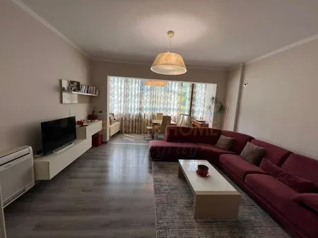 Tirane, jepet me qera apartament 2+1 Kati 3, 99 m² 500 € 
