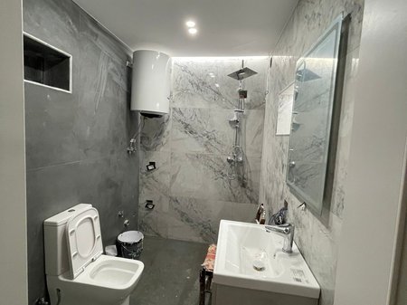 Tirane, shitet apartament 1+1 Kati 1, 44 m² 120.000 € (Rruga e Elbasanit)