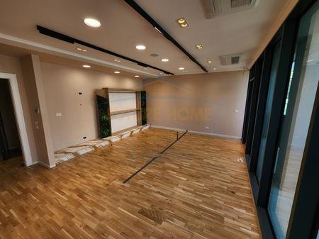 Tirane, jepet me qera apartament 2+1 Kati 2, 127 m² 2.200 € 