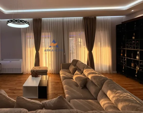 Tirane, shitet apartament+verande | Penthouse Kati 5, 170 m² 300.000 € (PRANË FURRË BUKE EUROPA,QESARAK)