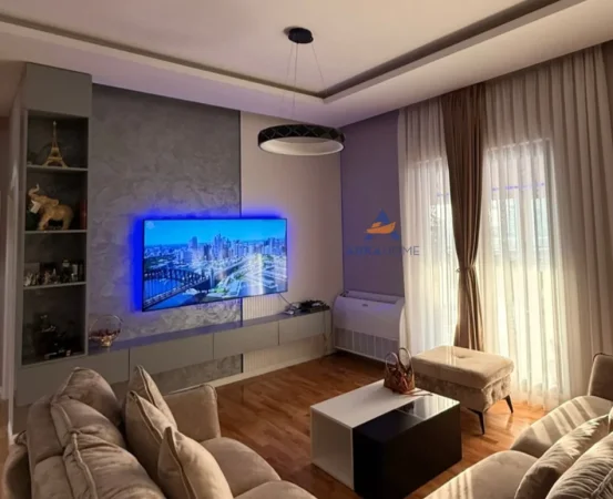 Tirane, shitet apartament+verande | Penthouse Kati 5, 170 m² 300.000 € (PRANË FURRË BUKE EUROPA,QESARAK)